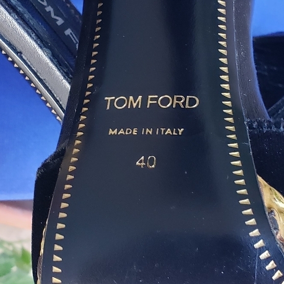 Tom Ford Black & Metallic Gold  Heels - Picture 4 of 8